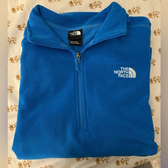 North Face Half Zip - Picture 1 of 2
